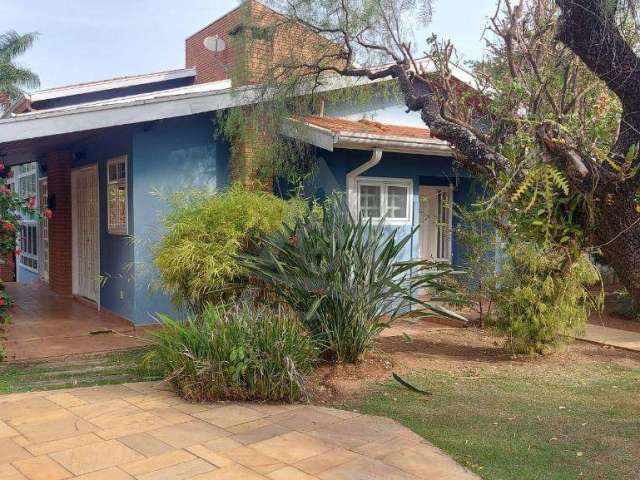 Casa à venda em Campinas, Jardim Santa Marcelina, com 5 suítes, com 249 m²