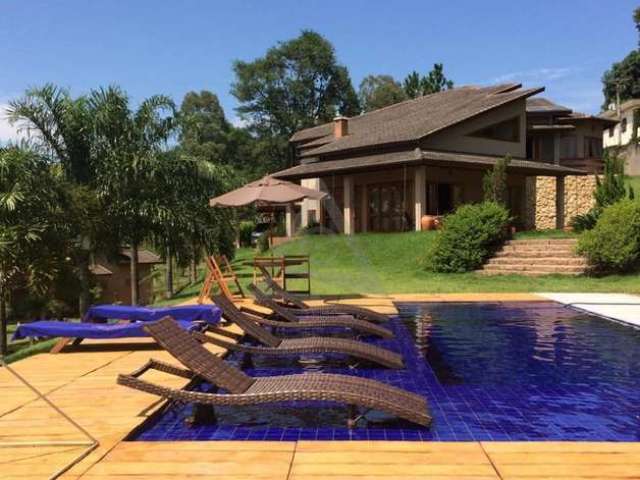 Casa à venda em Valinhos, Dois Córregos, com 3 quartos, com 379 m²