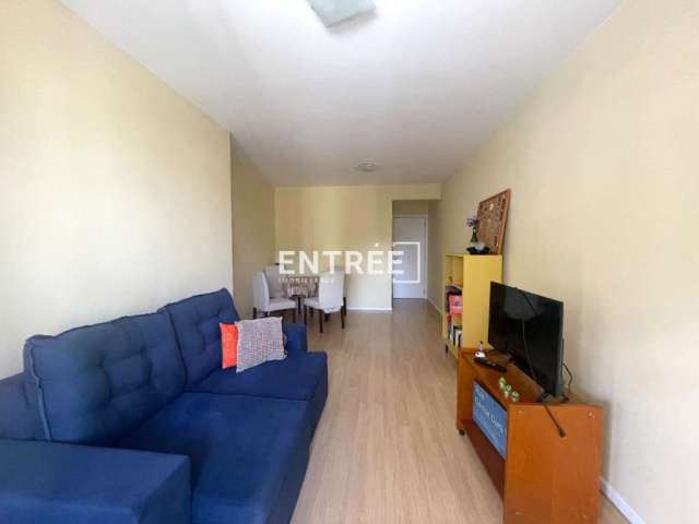 Apartamento com 2 Quartos - Centro