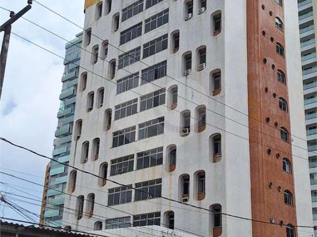 Apartamento com 3 quartos à venda em Cocó - CE