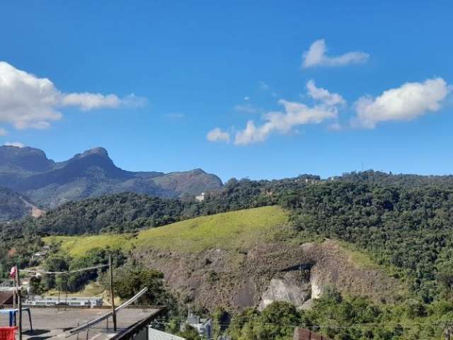 Casa à  venda no Valparaiso Petrópolis