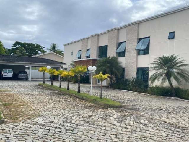 Casa para Venda em Lauro de Freitas, Buraquinho, 7 dormitórios, 4 suítes, 2 banheiros, 4 vagas