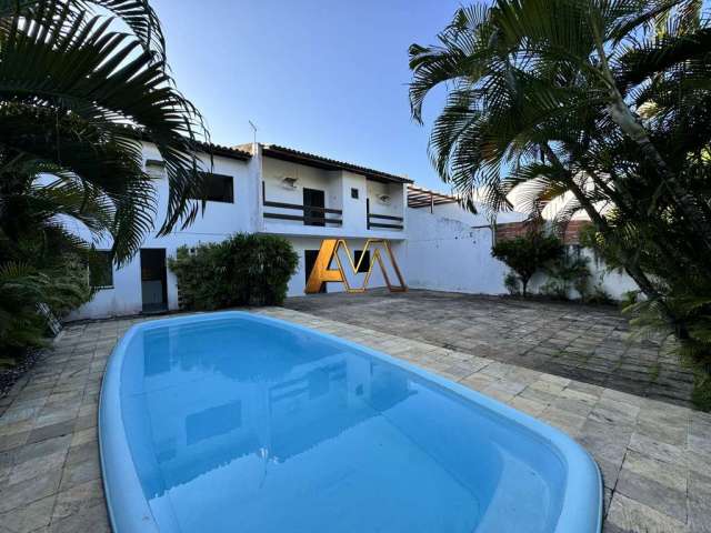 Linda casa com 3 suítes com piscina em stella maris