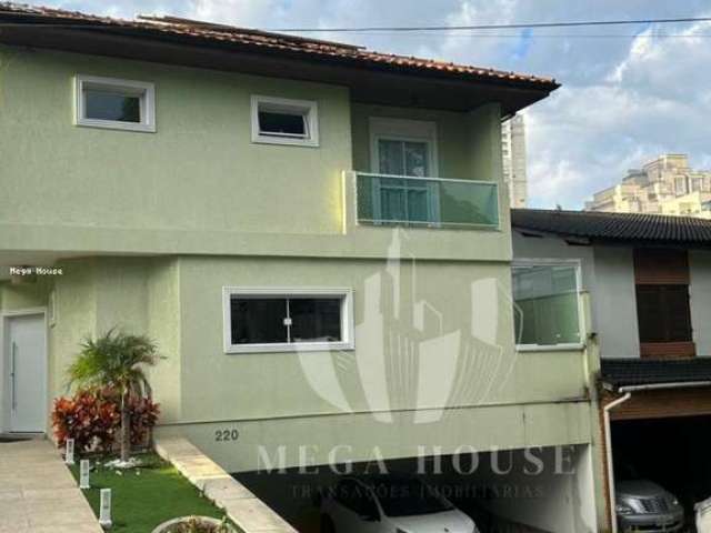 Casa para Venda em Santana de Parnaíba, Alphaville, 4 dormitórios, 3 suítes, 5 banheiros, 3 vagas