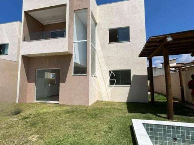 Casa Duplex á venda. 4/4 sendo 1 suíte com closet, piscina. Barra do Jacuípe.