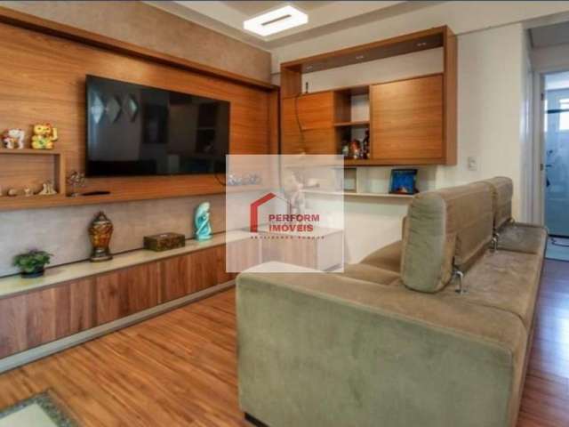 Apartamento á venda com 2 dormitórios no bairro Vila Ema / SP.