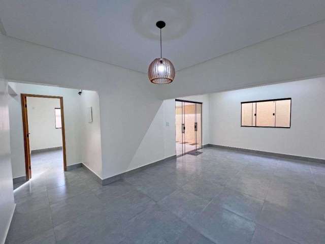 Casa de 125 m² com 03 quartos à venda por R$ 500.000 no Residencial Garavelo Park - Aparecida de Goiânia/GO
