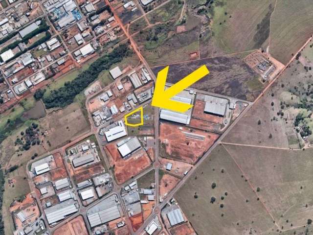 Área de 9547 m² para alugar por R$ 25.000/mensais no Parque Industrial de Aparecida de Goiânia - Aparecida de Goiânia/GO