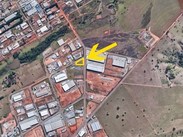 Área de 2865 m² para alugar por R$ 7.500/mensais no Parque Industrial de Aparecida de Goiânia - Aparecida de Goiânia/GO