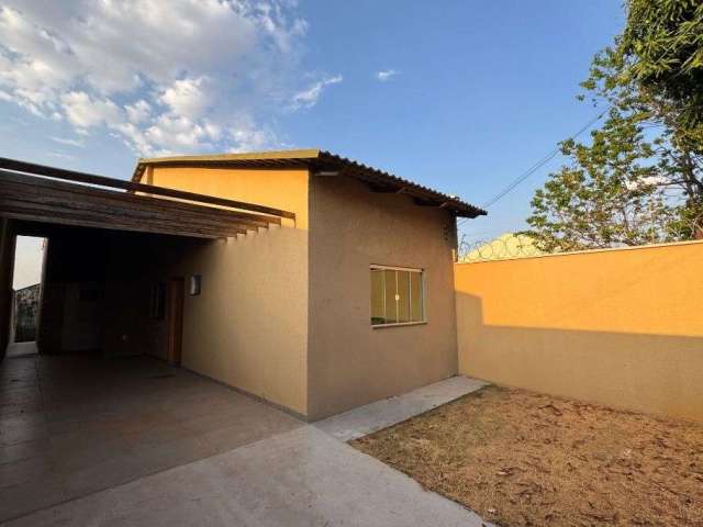 Casa de 108 m² com 03 quartos à venda por R$ 330.000 no Setor Maysa - Trindade/GO