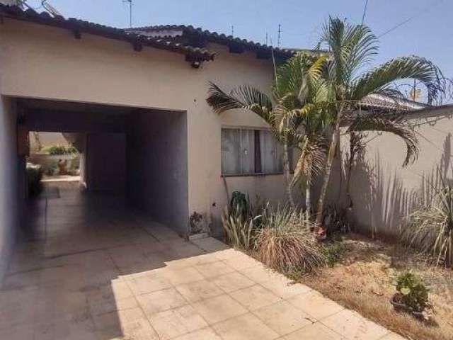 Casa de 95 m² com 03 quartos à venda por R$ 285.000 no Jardim Veneza - Aparecida de Goiânia/GO