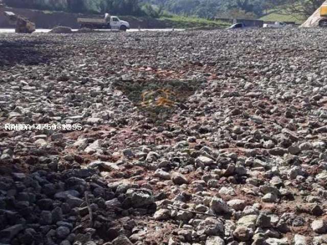 Terreno para Venda em Suzano, Palmeiras