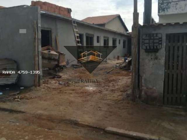 Casa para Venda em Suzano, JARDIM MIRIAM, 3 dormitórios, 1 suíte, 1 banheiro, 3 vagas