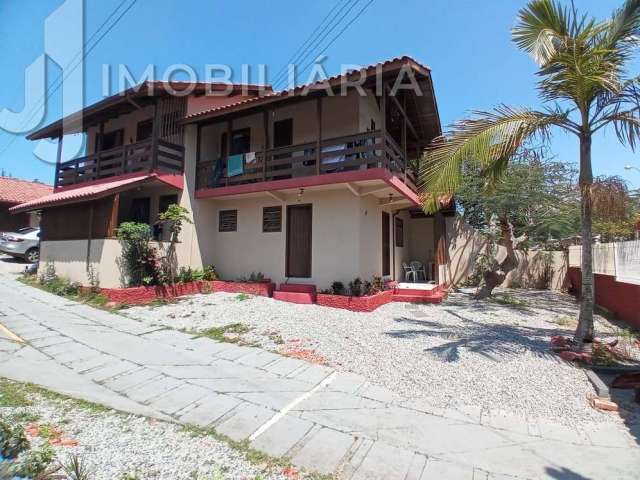 Casa Residencial com 6 quartos  à venda, 300.00 m2 por R$2500000.00  - Ingleses Do Rio Vermelho - Florianopolis/SC