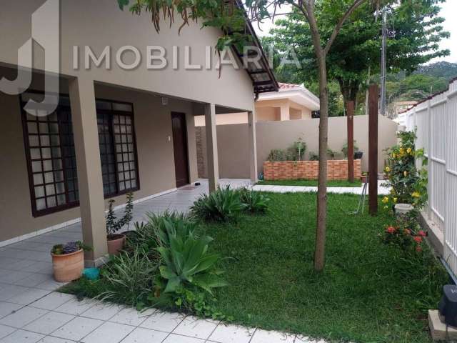 Casa Residencial com 4 quartos  à venda, 206.00 m2 por R$1380000.00  - Canasvieiras - Florianopolis/SC