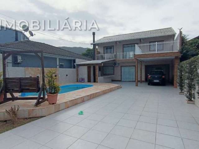 Casa Residencial com 3 quartos  à venda, 250.00 m2 por R$1200000.00  - Sao Joao Do Rio Vermelho - Florianopolis/SC