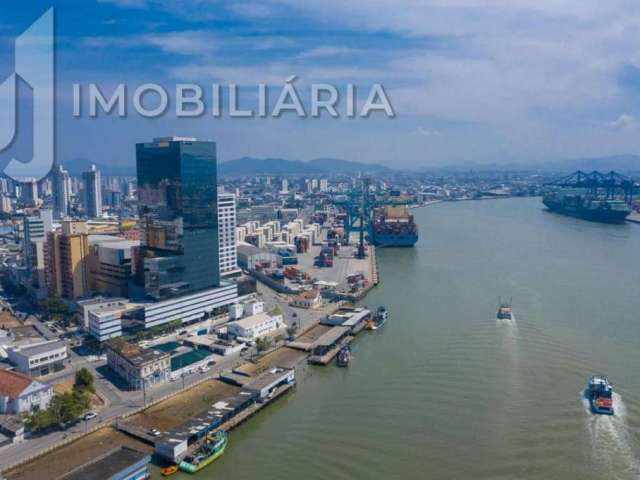 Cjto Comercial_Sala à venda, 114.41 m2 por R$2000000.00  - Centro - Itajai/SC