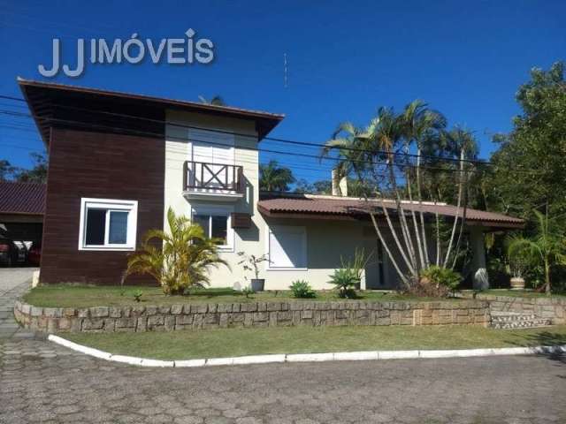 Casa Residencial com 5 quartos  à venda, 542.00 m2 por R$4000000.00  - Cacupe - Florianopolis/SC