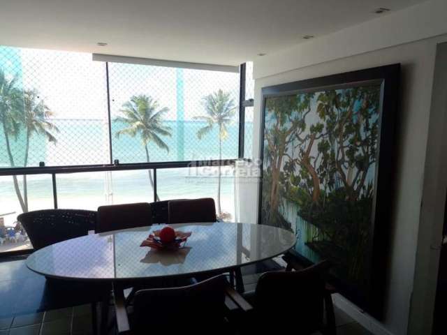 Apartamento de 120m&#178; no Edf. Coronado na Av. Boa Viagem