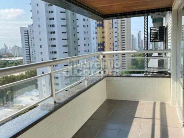 Apartamento de 160m&#178; no Edf. Flor de Santana no Bairro de Casa Forte