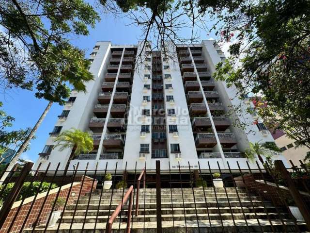 Apartamento de 165m&#178; no Edf. Mandacaru, Graças