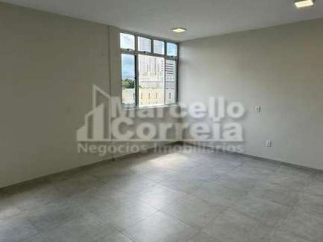 Apartamento de 70m&#178; no Edf. Leme, Casa Forte