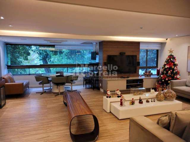 Apartamento de 203m&#178; no Edf. Jardins Cristina Harley, Tamarineira