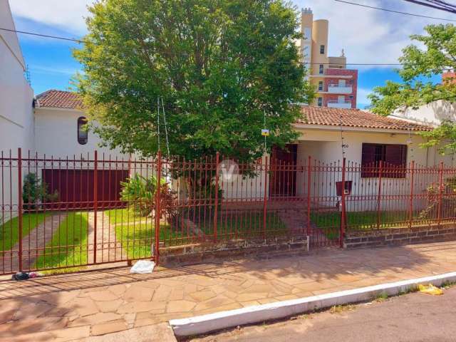 Casa 3 dormitórios à venda Centro Santa Maria/RS