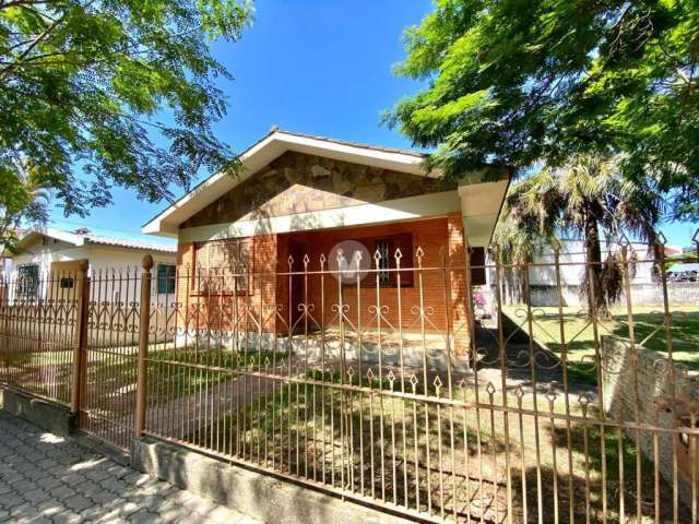 Casa Ampla com muitas possibilidades no Bairro Dom Antônio Reis.