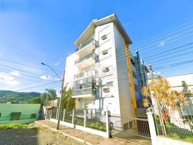 Apartamento amplo no centro, 3 dormitórios, suíte c/ banheira, 2 vagas garagem