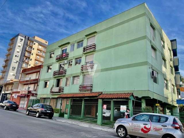 Apartamento central 3 quartos, dependência e 3 vagas de garagem no centro de San