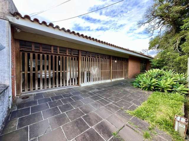 Casa térrea 4 dormitórios com suíte no Lourdes