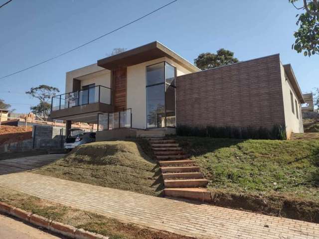 Casa com 3 dormitórios, 242 m² - venda por R$ 1.550.000 ou aluguel por R$ 8.000/mês - Condomínio Lagoa Santa Park Residence - Lagoa Santa/MG