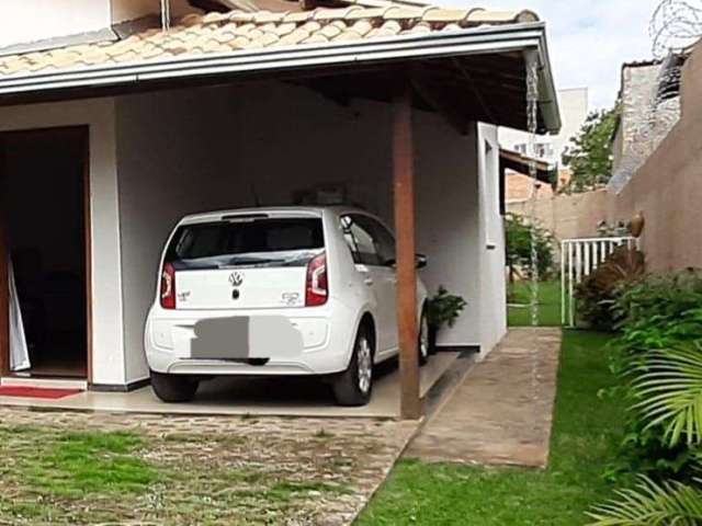 Casa no Bairro Shalimar em Lagoa Santa