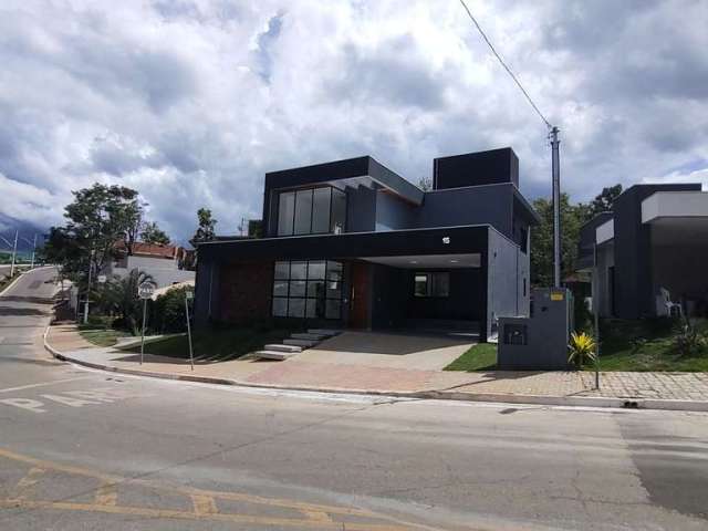 Casa em Lagoa Santa em condomínio fechado;