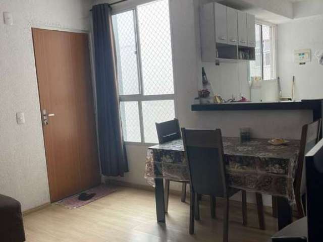 Apartamento funcional com cozinha americana, bancada em granito.