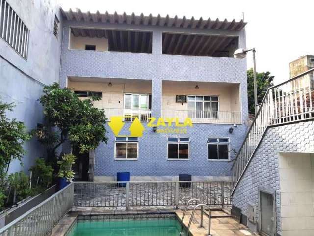 Casa com 3 quartos à venda na Rua Licínio Barcelos, Irajá, Rio de Janeiro, 415 m2 por R$ 800.000