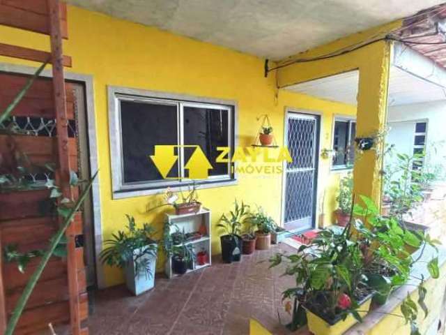 Casa em condomínio fechado com 2 quartos à venda na Rua Aiera, Vila Kosmos, Rio de Janeiro, 140 m2 por R$ 190.000