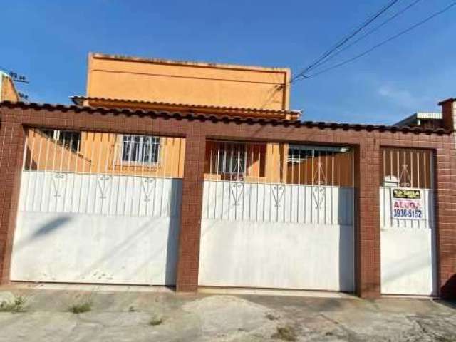 Casa com 3 quartos para alugar na Rua Iara, Colégio, Rio de Janeiro por R$ 1.400