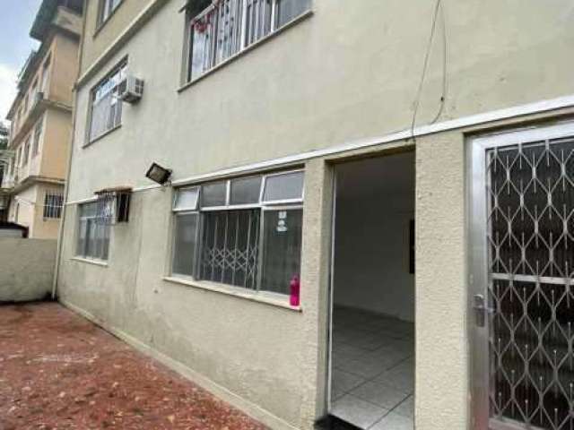 Apartamento com 3 quartos para alugar na Rua Ada, Piedade, Rio de Janeiro, 40 m2 por R$ 1.300