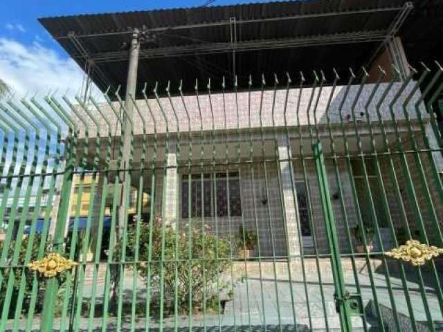 Casa com 2 quartos para alugar na Rua Barão de Melgaço, Cordovil, Rio de Janeiro, 56 m2 por R$ 2.800