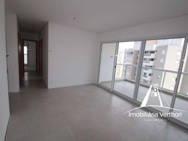 Vendo lindo apto 102m2, no Soberano, Vila Mariana, 3 dorms, varanda grande, nunca habitado.