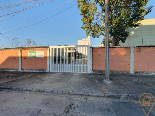 Sobrado com 2 quartos  para alugar, 70.00 m2 por R$1500.00  - Uberaba - Curitiba/PR