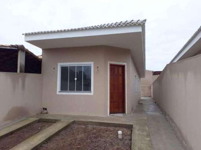 Casa para Venda em São Pedro da Aldeia, Balneário Das Conchas, 2 dormitórios, 1 suíte, 2 banheiros, 1 vaga