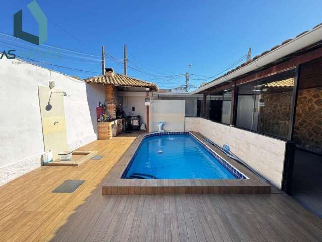 Casa para Locação em Cabo Frio, Parque Burle, 5 dormitórios, 1 suíte, 4 banheiros, 2 vagas