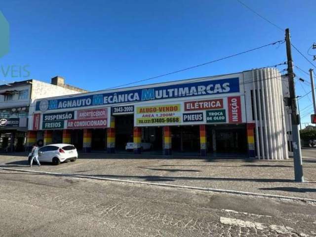 Loja Comercial para Venda em Cabo Frio, São Cristóvão, 3 banheiros