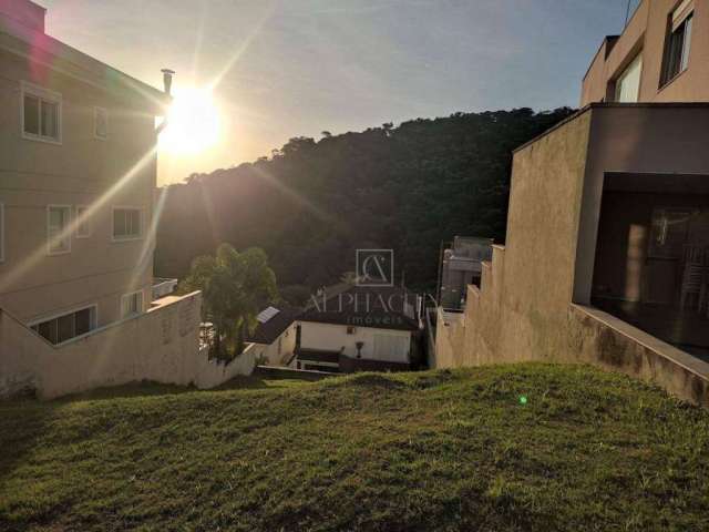 Terreno com Vista Panorâmica no Valville 1 - Uma Tela em Branco para Seu Sonho Arquitetônico