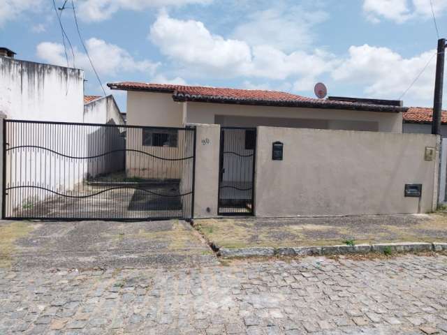 Oferta!! Casa 3/4 Suíte No Pitimbu  Rua tranquila Perto parada de ônibus