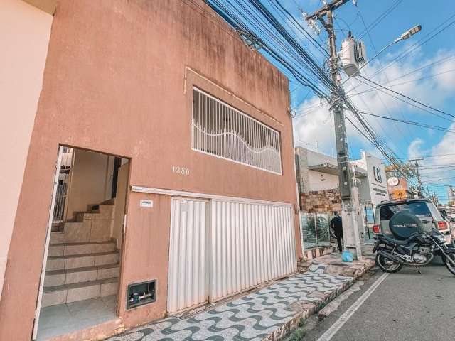 Oferta!! Casa 3/4 com Excelente localização no Barro Vermelho