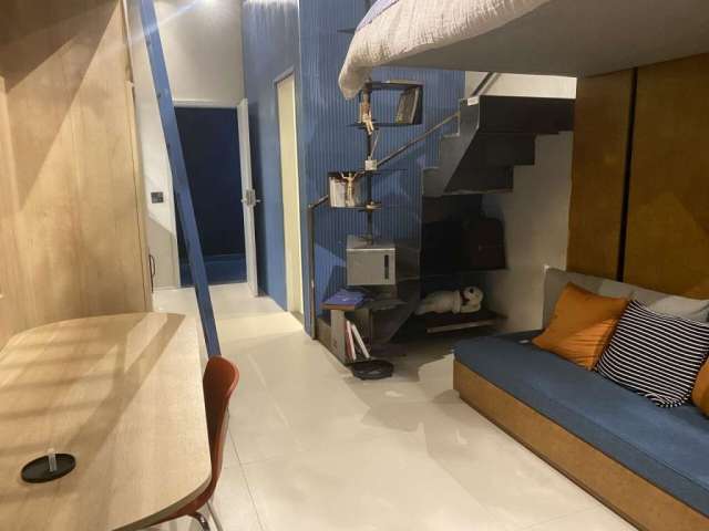 STUDIO EM PINHEIROS COM PÉ DIREITO DE 3,40 m2